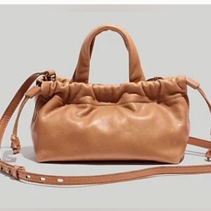Madewell Ruched Leather Crossbody in Tan